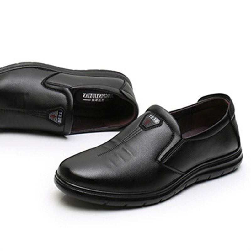 Mężczyźni Casual Slip On Oddychające Buty Biznesowe Z Prawdziwej Skóry