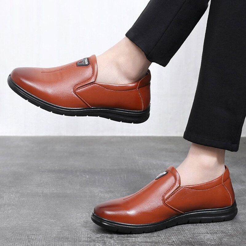 Mężczyźni Casual Slip On Oddychające Buty Biznesowe Z Prawdziwej Skóry