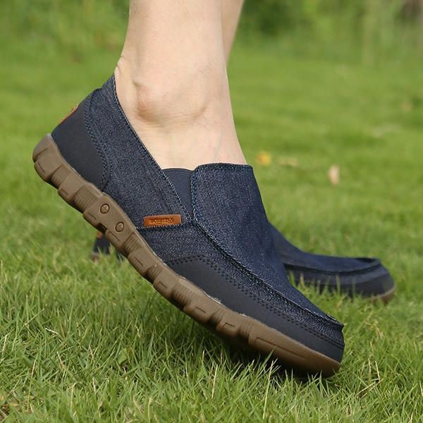 Mężczyźni Casual Slip On Płaskie Buty Moda Okrągłe Toe Wygodne Trampki