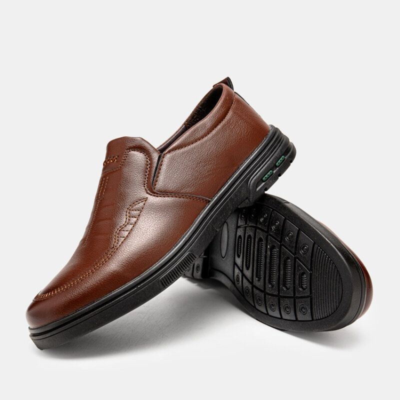 Mężczyźni Oddychająca Gumowa Podeszwa Slip On Casual Business Shoes