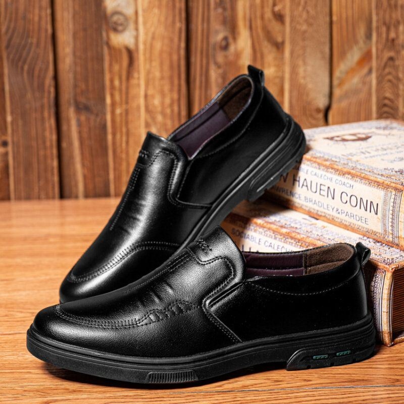 Mężczyźni Oddychająca Gumowa Podeszwa Slip On Casual Business Shoes