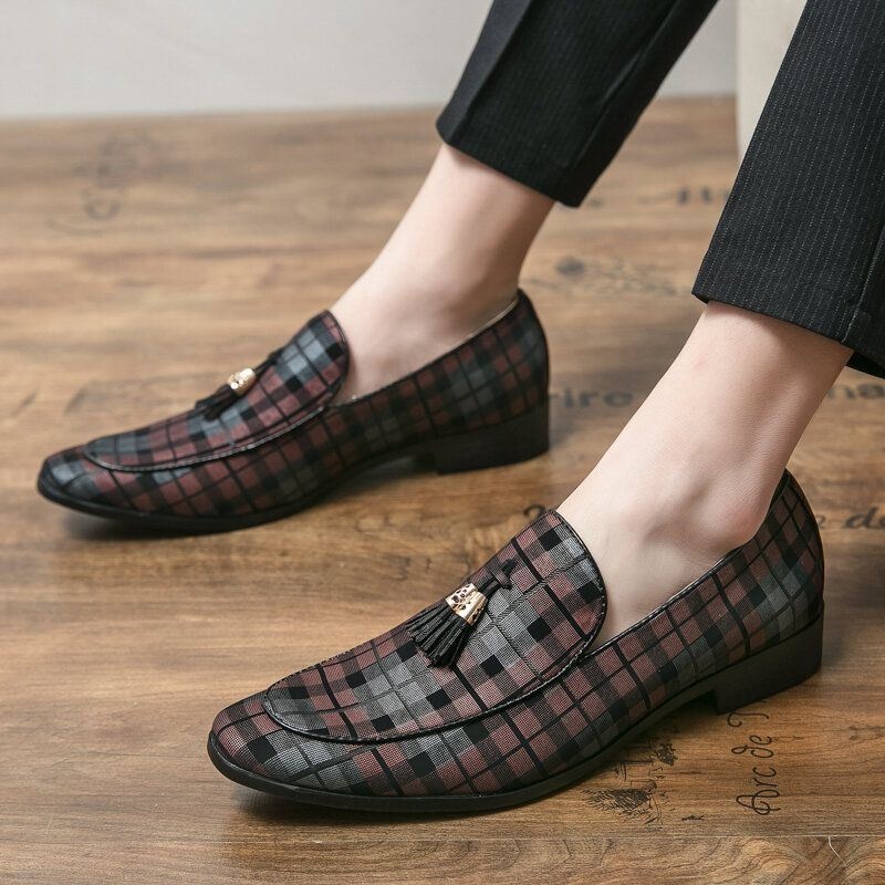 Mężczyźni Oddychający Wzór Kraty Z Mikrofibry Miękka Podeszwa Slip On Casual Business Shoes