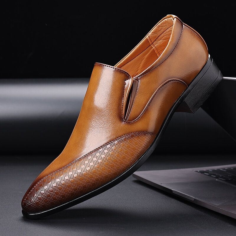 Mężczyźni Pure Color Pointed Toe Casual Slip On Business Dress Shoes