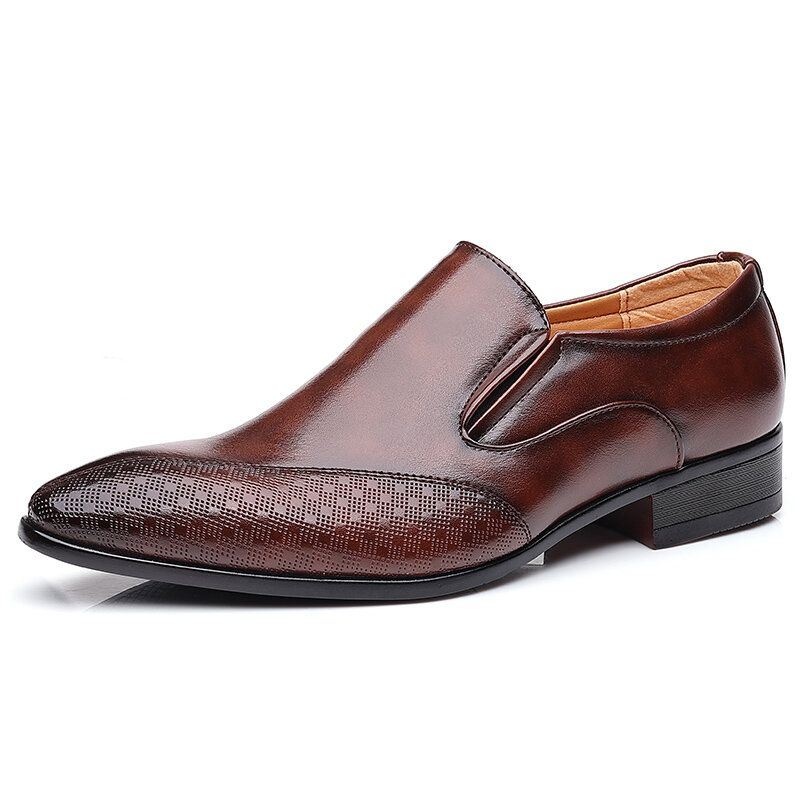 Mężczyźni Pure Color Pointed Toe Casual Slip On Business Dress Shoes