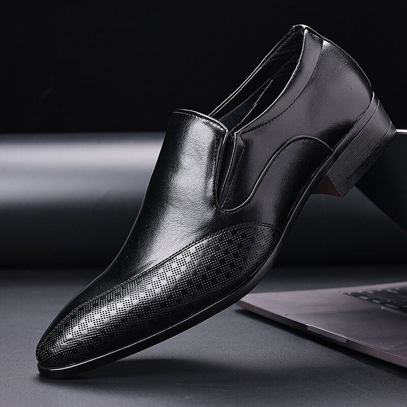 Mężczyźni Pure Color Pointed Toe Casual Slip On Business Dress Shoes