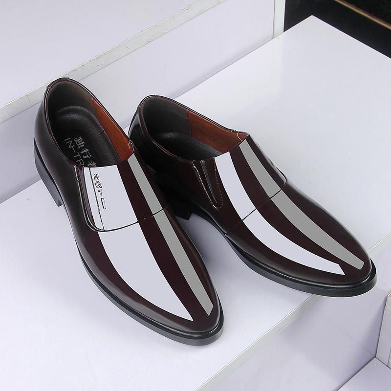 Męskie Miękkie Formalne Biznesowe Szpiczasty Nosek Slip On Oxford