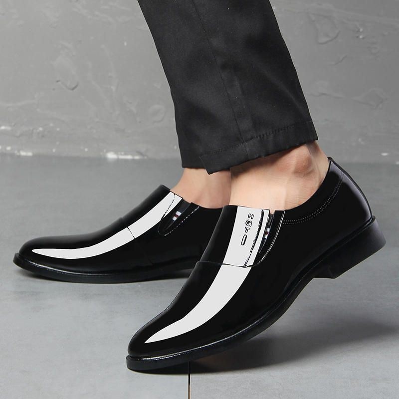 Męskie Miękkie Formalne Biznesowe Szpiczasty Nosek Slip On Oxford