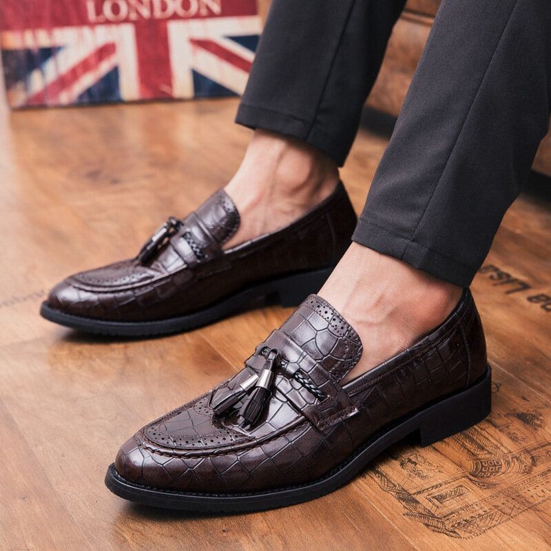 Męskie Skórzane Oddychające Szpiczasty Nosek Miękka Podeszwa Vintage Tassel Casual Business Shoes