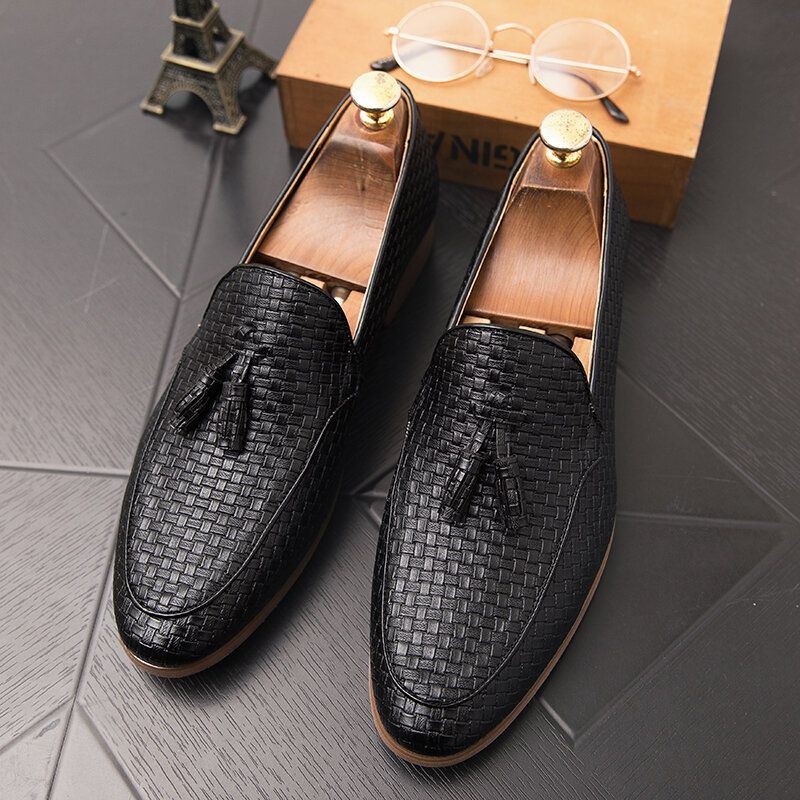 Męskie Tkane Detale Tassel Decor Wygodne Wsuwane Business Casual Delikatne Buty