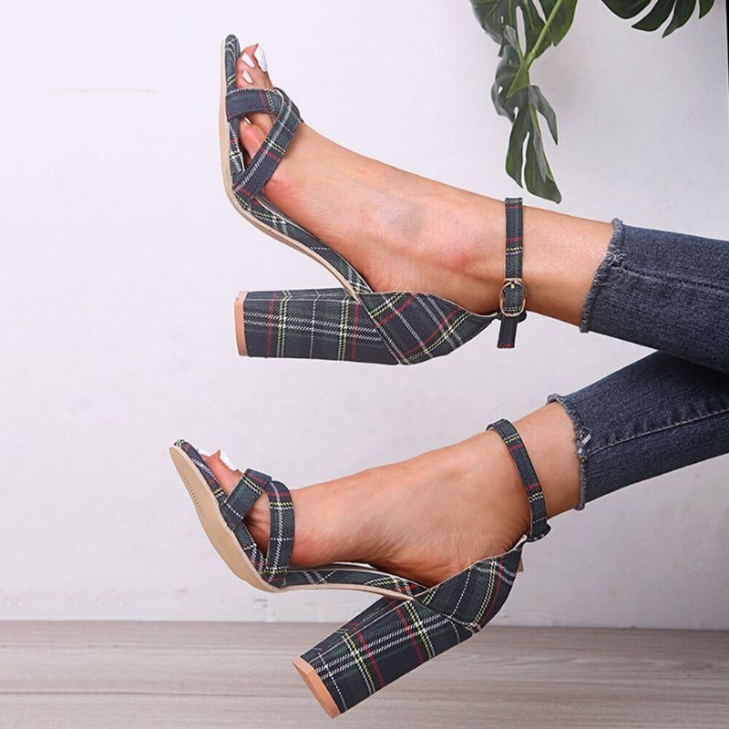 Kobiety Plaid Cross Strap Krata Decor Klamra Sandały Na Wysokim Obcasie