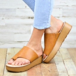 Kobiety Toe Ring Wygodne Summer Beach Slip On Casual Sandały Na Platformie