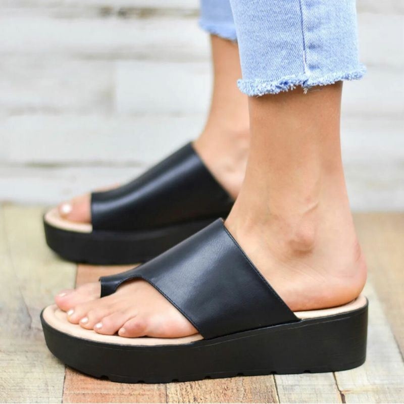 Kobiety Toe Ring Wygodne Summer Beach Slip On Casual Sandały Na Platformie